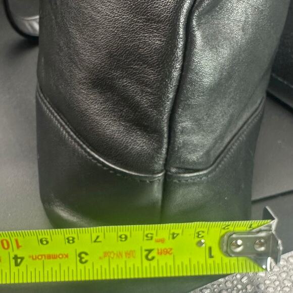 Giani Bernini Black Leather Shoulder Bag Gold Hardware Classic Hobo Purse - Picture 9 of 12